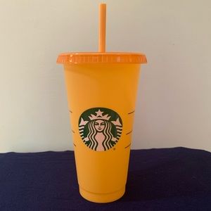 Starbucks, color changing cup